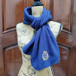 ✨RARE✨Disneyland Club 33 Fleece Scarf